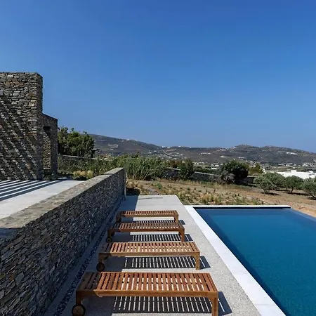 Cave Bikini Villa *